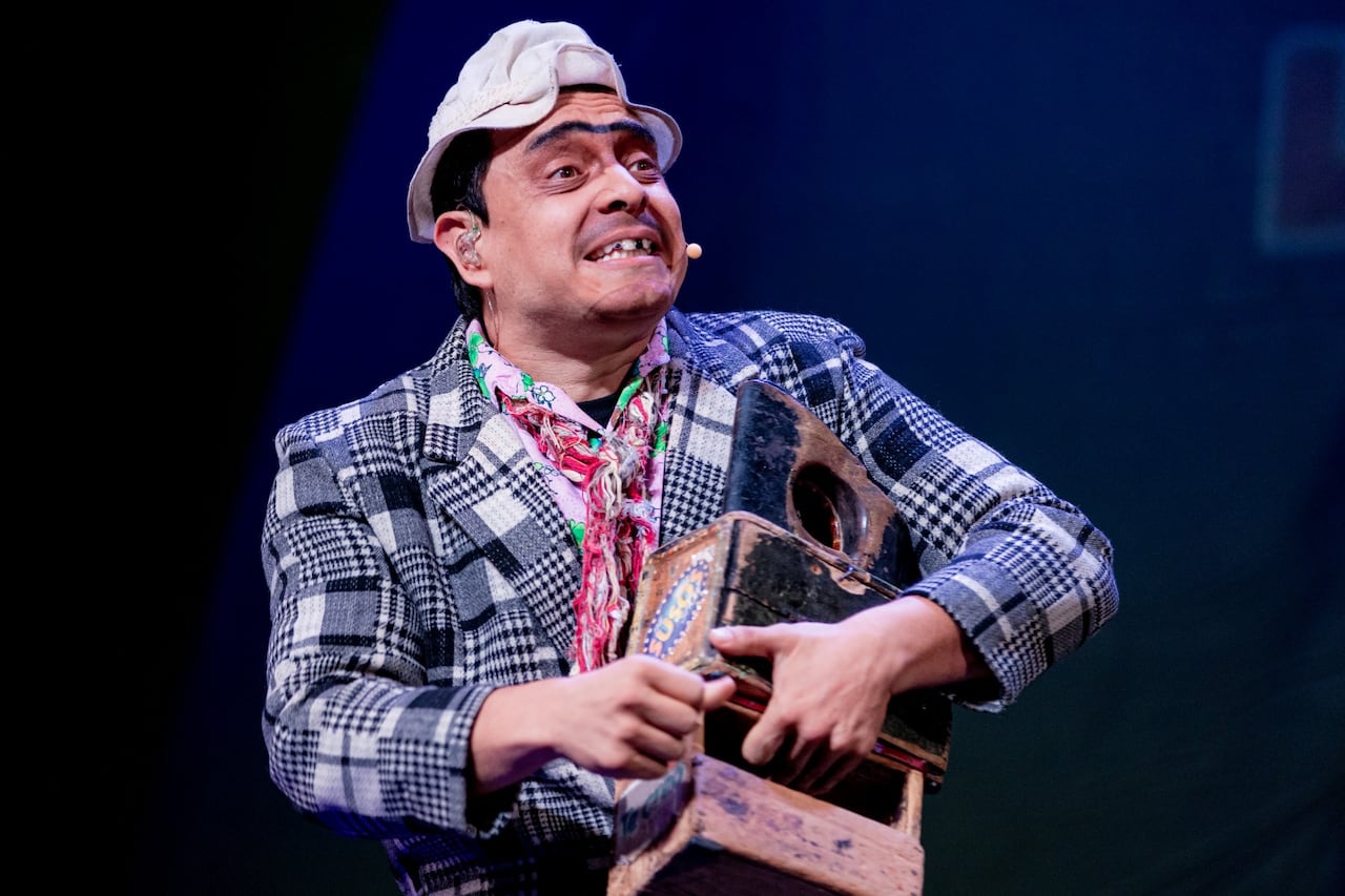 Con The Suso’s Show, Hoyos ha ganado dos India Catalina: como mejor programa de humor, en 2018, y de entretenimiento, en 2020 y, dos premios Tv. y Novelas, en 2017 y 2018, a mejor programa de variedades.
Foto: prensa de dany alejandro Hoyos / El País