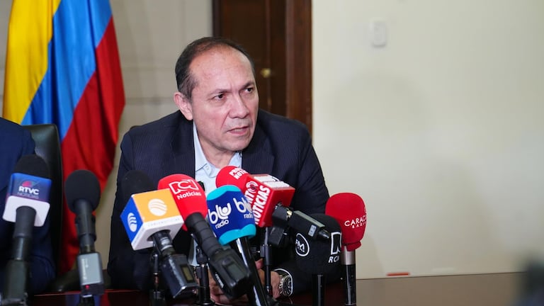 El ministro del Trabajo, Antonio Sanguino, estuvo en la rueda de prensa en la que se lanzó la aplicación.