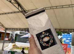 La administración municipal impulsa proyectos de fortalecimiento productivo e industrialización del café para beneficiar a las familias rurales de Morales.