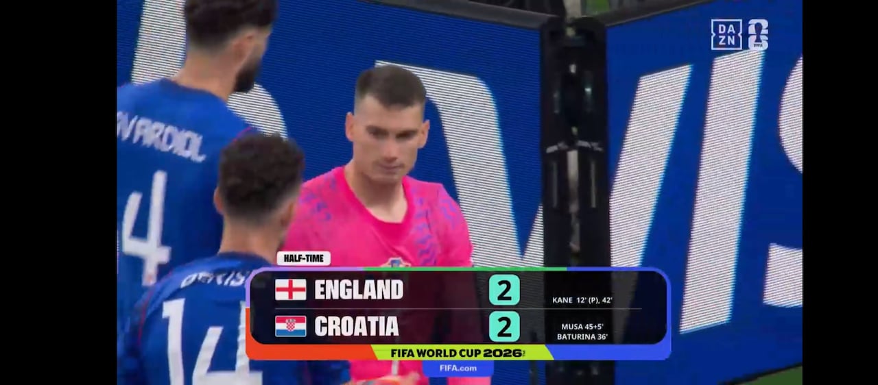 Un cierre de primera mitad completamente frenético se vivió en el Grupo L, donde Croacia e Inglaterra se marcharon al descanso.