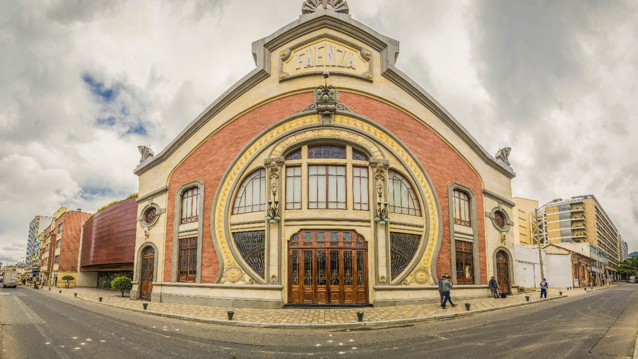 El Teatro Faenza de Bogotá, cumple 100 años de historia.