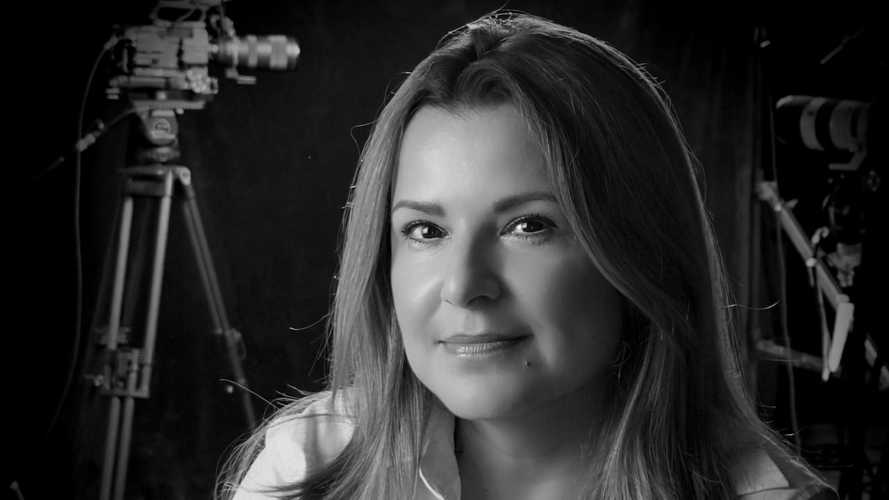 Claudia 'Cala' García, cantante y empresaria, incursiona en la producción audiovisual.