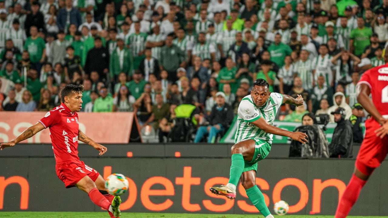 Alfredo Morelos en el partido de Atlético Nacional vs. América de Cali