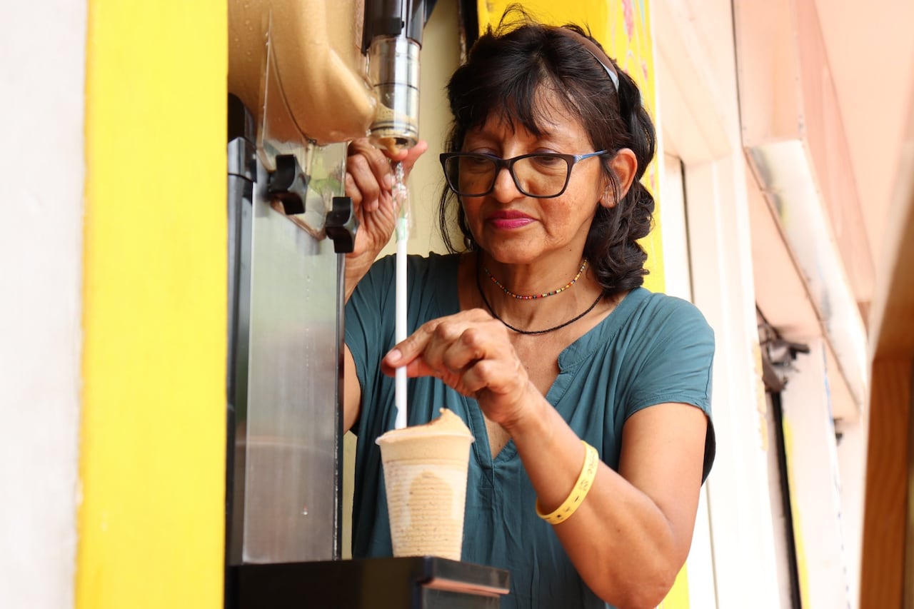 Las mujeres en Cali viven en medio de tensiones que atraviesan su cotidianidad: más violencia en sus entornos, menos ingresos que los hombres, una sobrecarga histórica de cuidado y profundas desigualdades en la ruralidad.