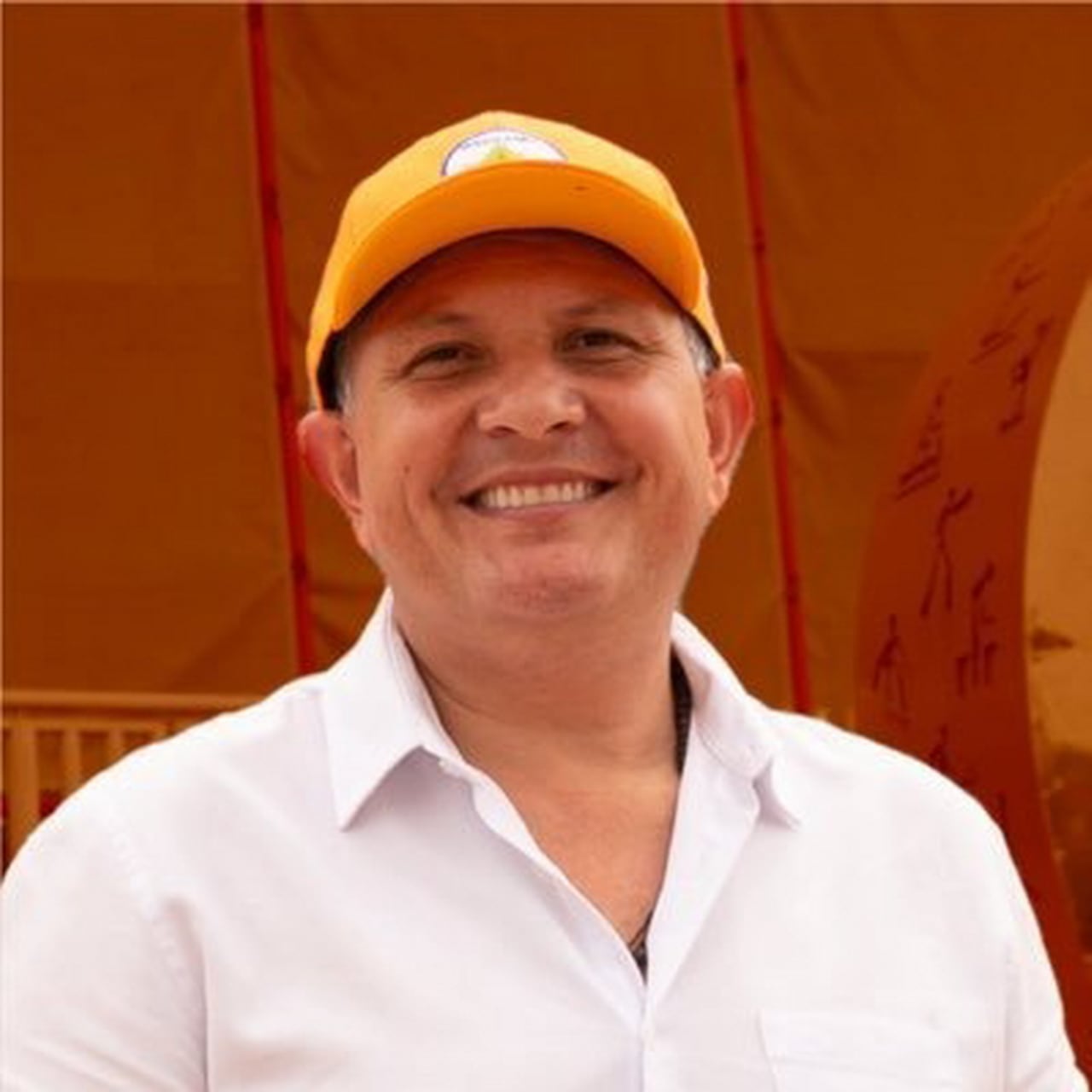 Heriberto Escobar, candidato por el partido Gente en Movimiento