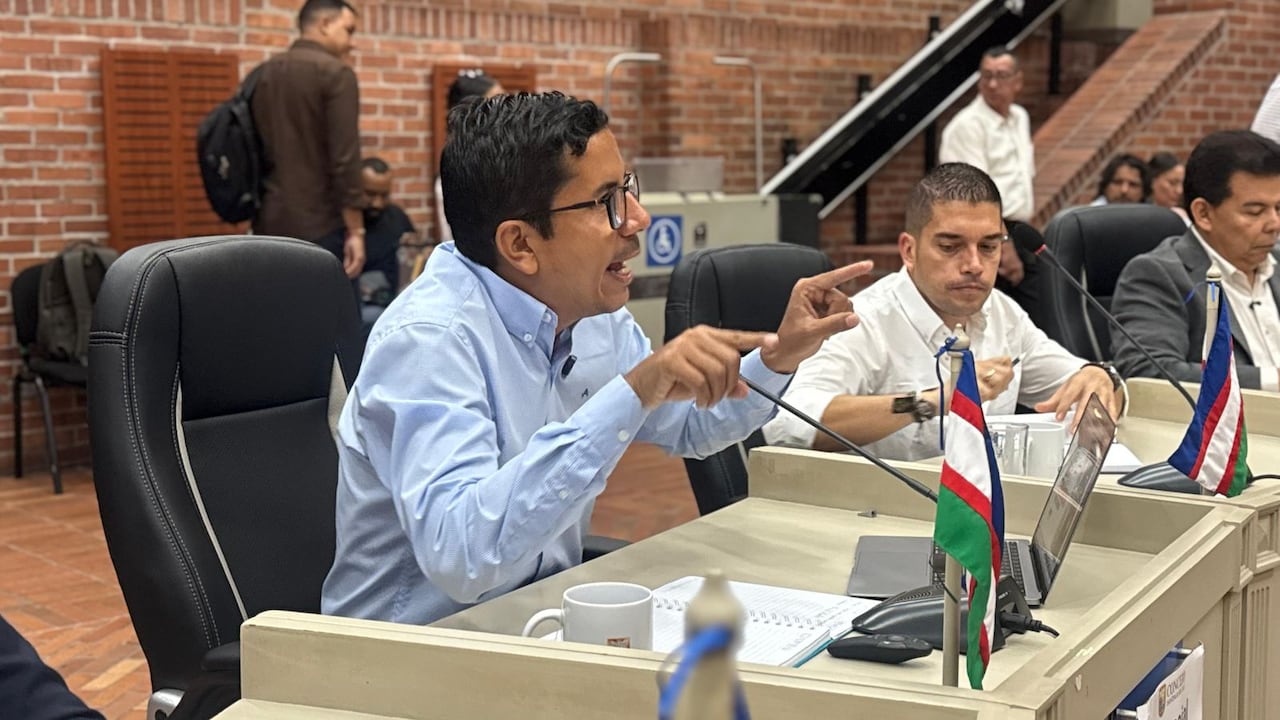 Exigen la medida por sectores de la ciudad, para menores de edad, con el objetivo de contrarrestar los índices de violencia.