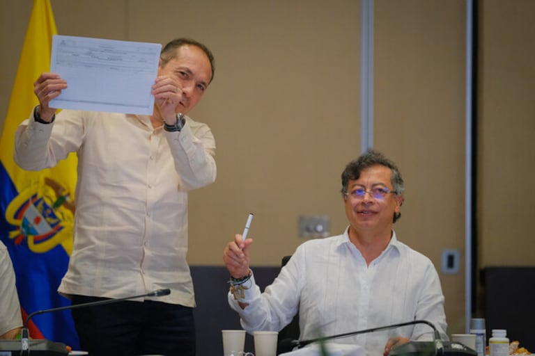 El presidente Gustavo Petro firmó la convocatoria de la asamblea constituyente.