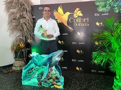 Luis Fernando Rendón, del equipo de Incauca, recibió el premio Colibrí Dorado.