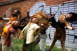 Movimiento en colectivo es una de las agrupaciones que se presenta en esta Bienal.