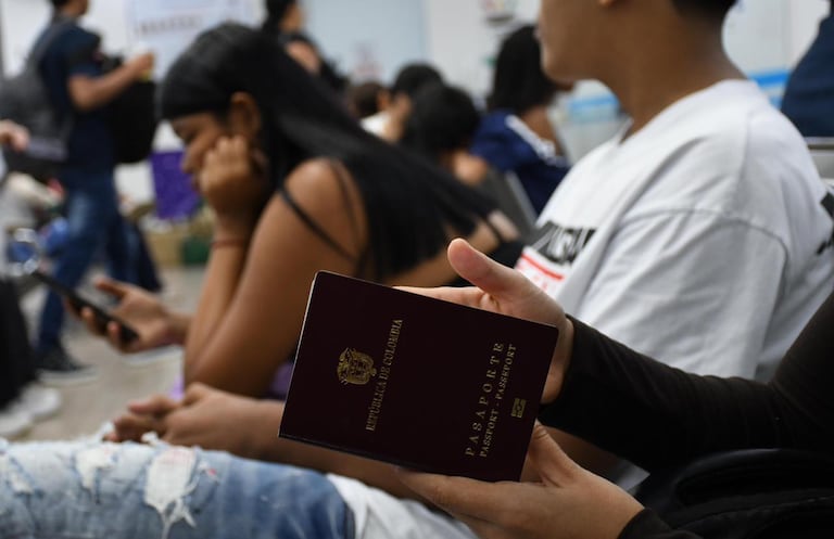 Pasaportes en el Valle