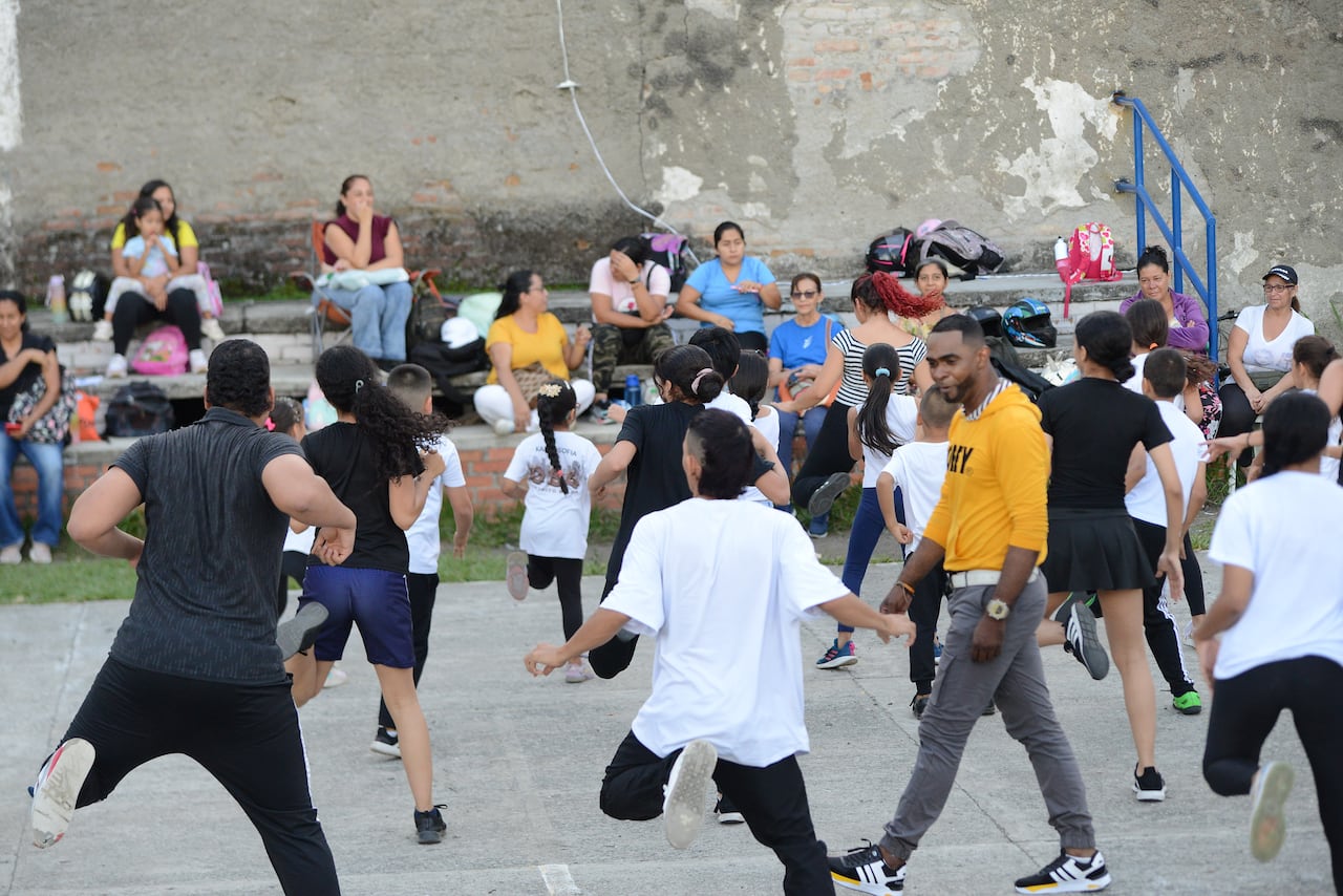 Cali: Escuela de salsa de barrio excluida de para participar en la Feria de Cali. "El baile de los que sobran