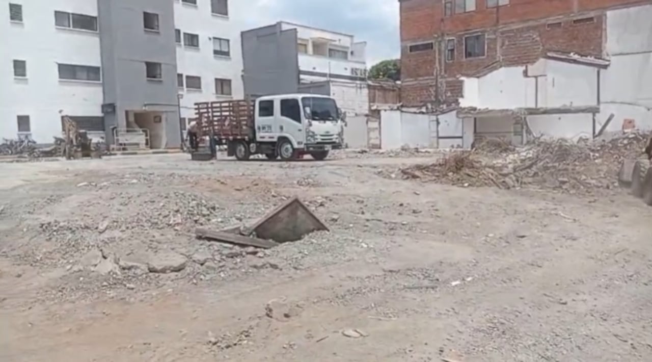 Recuperación en el Conjunto Residencial Ariguaní tras colapso de una de sus torres.
