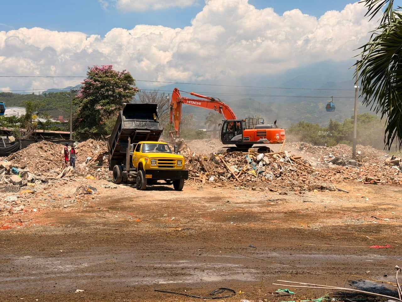 La Administración Distrital de Santiago de Cali implementó ajustes inmediatos en la operación de los acopios temporales.