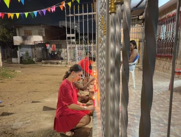 La mujer mostró cómo es vivir una Navidad en Colombia.