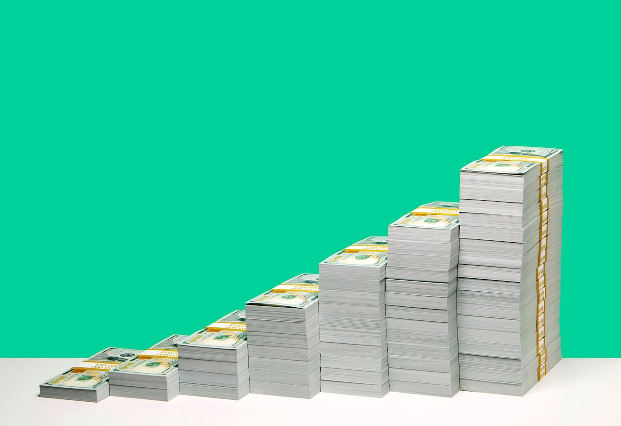 Abundancia en el horizonte: Rituales para un agosto próspero en 2023.