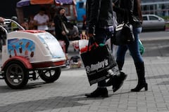 Las compras navideñas son un gran movimiento para la economía.