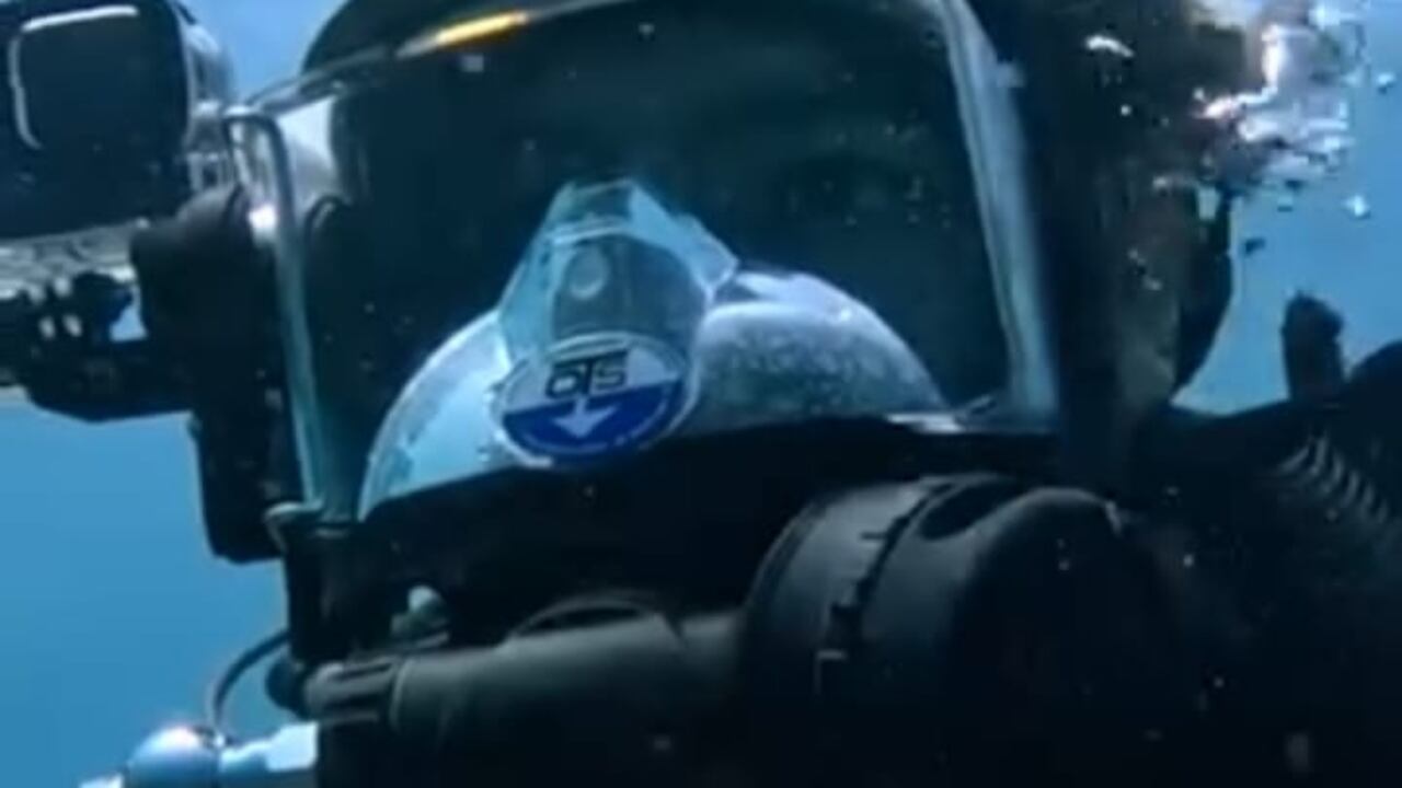 Barny Dillarstone realizó una expedición  submarina en Amed, una zona costera de Bali, Indonesia.