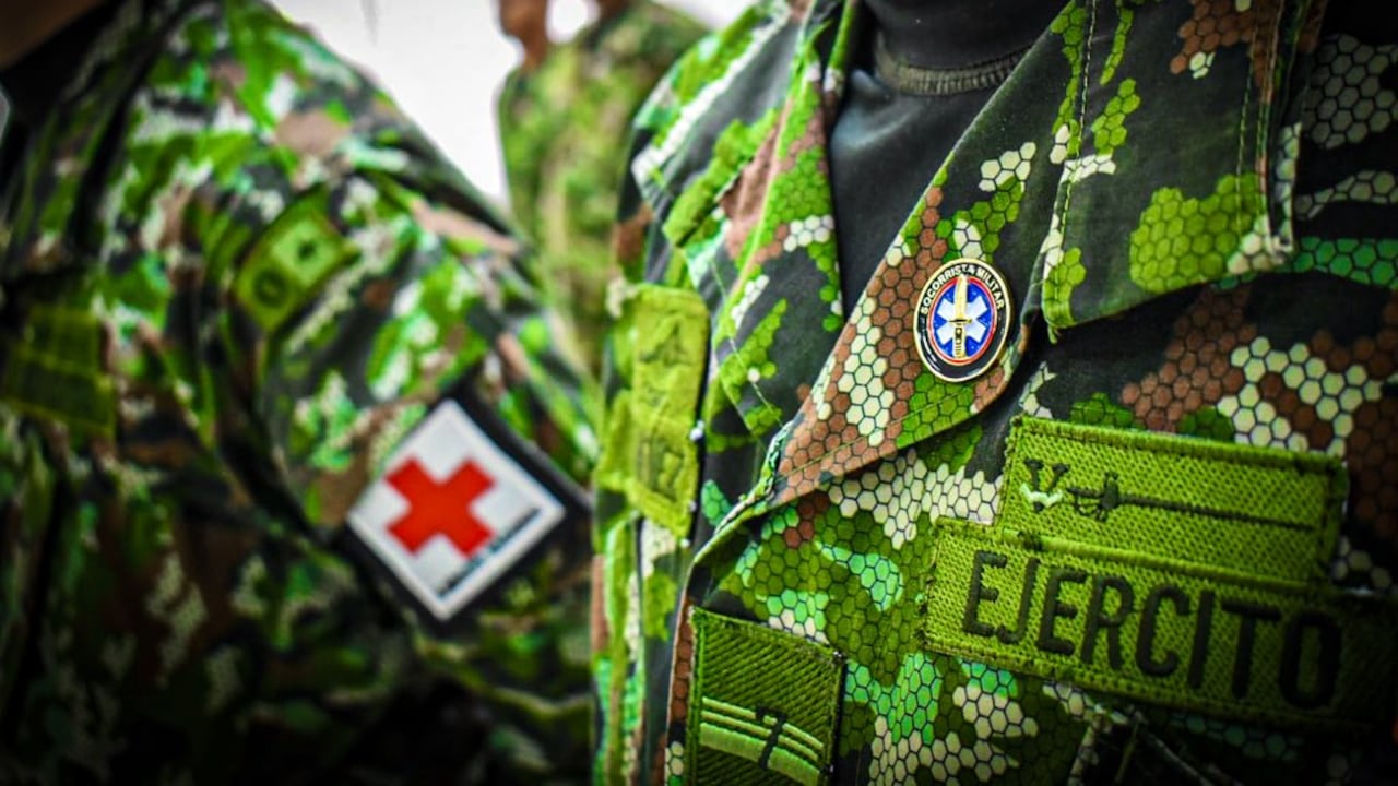 Habitantes de la zona alta de Miranda reportaron detonaciones de artefactos explosivos lanzados presuntamente desde drones, lo que aumentó el temor entre las comunidades que viven cerca del crucero entre las veredas La Esmeralda y Caraqueño.