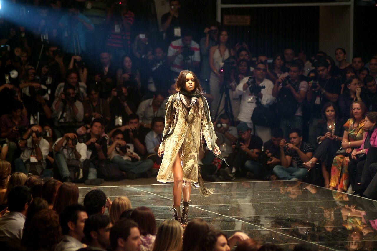 Desfile del diseñador italiano Roberto Cavalli en Cali Exposhow 2011