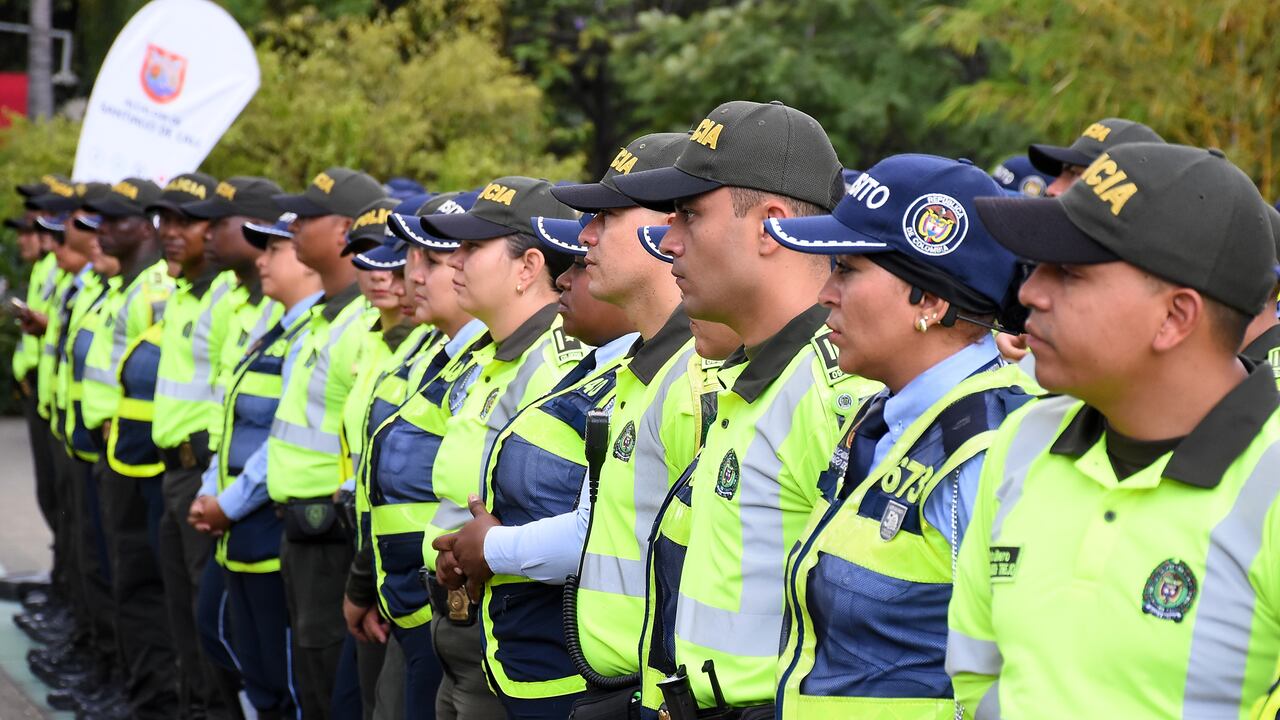 Presentación de los 100 Agentes de Ditra que acompañarán los operativos en zonas de mayor afectación a los agentes de tránsito.