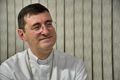 El Nuncio Apostólico actual en Colombia es el Arzobispo Paolo Rudelli, nombrado por el Papa Francisco en julio de 2023, quien ejerce como representante diplomático de la Santa Sede ante el gobierno colombiano y la Iglesia local, con sede en Bogotá. Su misión es fortalecer los lazos entre el Vaticano y Colombia, especialmente en temas de paz y reconciliación, y sirve como enlace entre el Papa y la jerarquía eclesiástica colombiana. Fotos Raúl Palacios / El País.