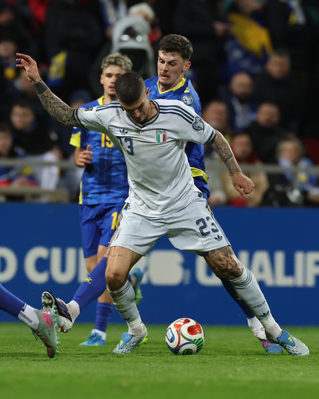 Imagen del partido entre Italia y Bosnia y Herzegovina.
