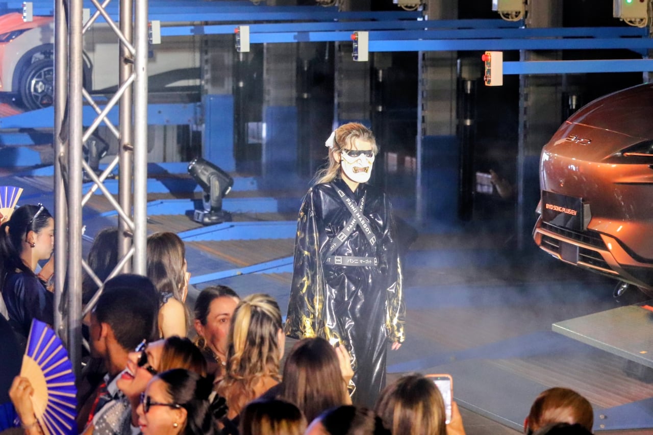Cali Distrito Moda desfile de Fanny Margot Argentina