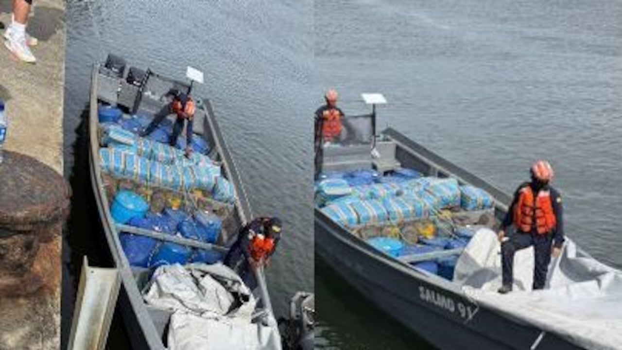 La embarcación tipo metrera interceptada por la Armada de Colombia en aguas del Pacífico sur transportaba más de dos toneladas de cocaína destinadas a redes del narcotráfico internacional.