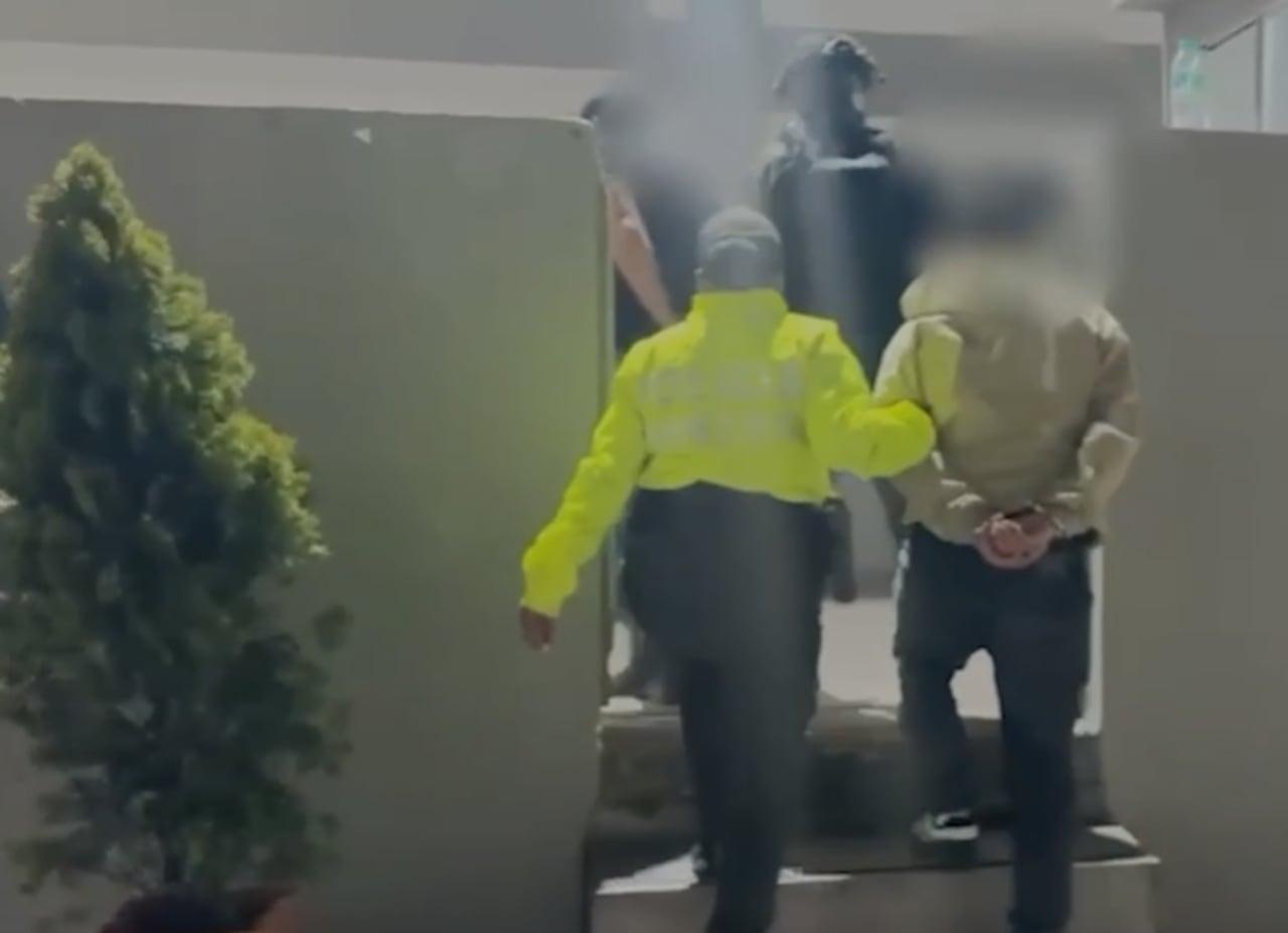 En acciones conjuntas con la Fiscalía General de la Nación, la Policía Nacional logró la captura de tres personas vinculadas a homicidios que conmocionaron a comunidades del departamento de Nariño.