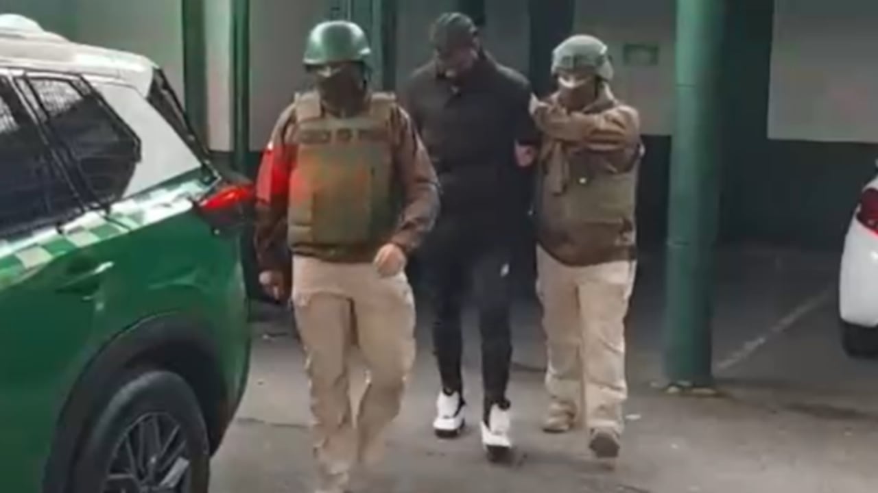 Abel Steven Carabalí, exfutbolista detenido por asesinato en Chile.