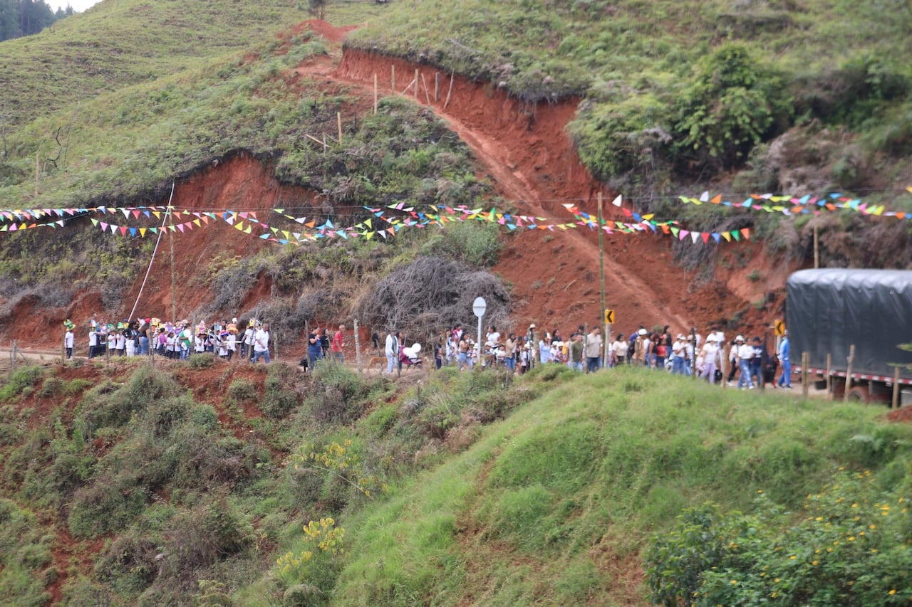 Las comunidade poblaciones como La Betulia se encuentran consternadas por la muerte de su líder, José Néstor Maya.