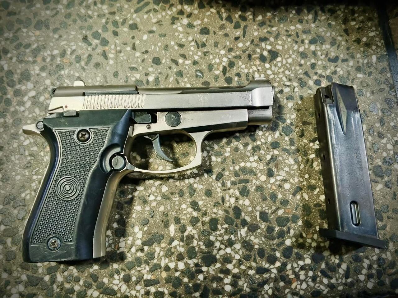 Esta fue el arma que este sujeto usó para atacar al conductor de un camión que se movilizaba por la carretera internacional.