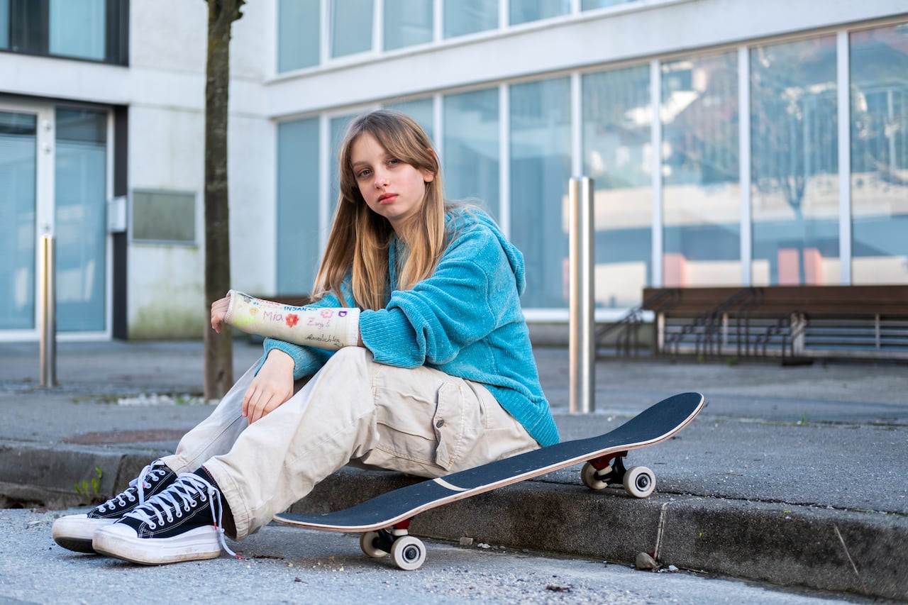 Los padres pueden buscar orientación y apoyo de pediatras y otros profesionales de la salud para comprender mejor las necesidades individuales de sus hijos en términos de peso y salud en general.