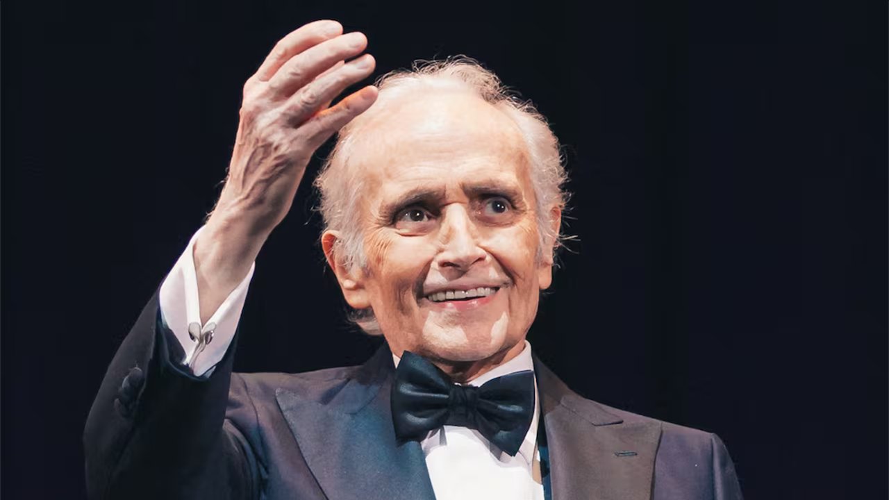 La ciudad de Cali será sede de un concierto del tenor español José Carreras, quien llegará con su gira de despedida mundial. El artista se presentará el próximo 9 de mayo en la Arena USC Carlos Andrés Pérez Galindo, escenario que acogerá por primera y única vez al intérprete en la capital del Valle del Cauca.