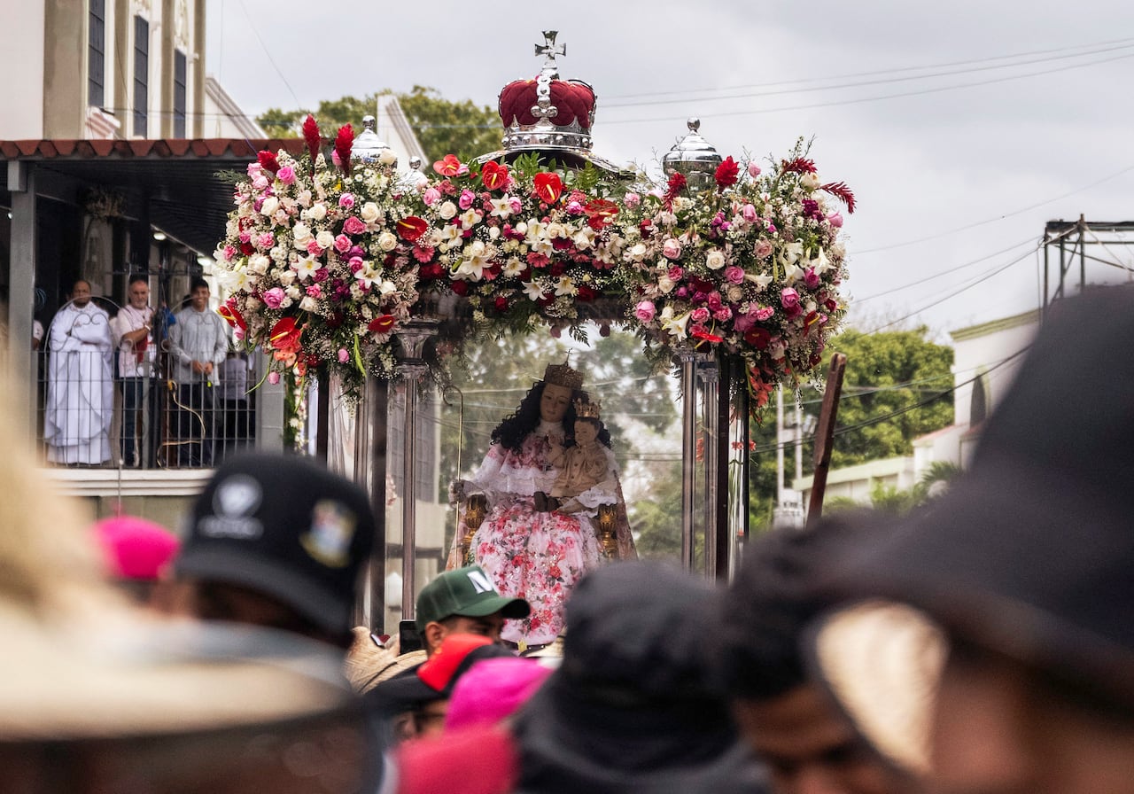 La imagen de la Divina Pastora cumplió su visita anual en Barquisimeto.