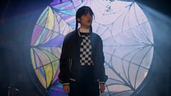 La vestuarista de la serie, Colleen Atwood, confesó que usaron varias piezas de Zara para complementar el outfit de la protagonista.