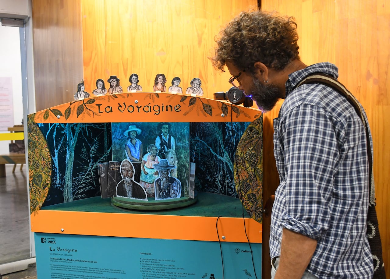 Exposiciones de la Biblioteca Departamental y el Museo de Ciencias Naturales INCIVA durante la COP16. Fotos Wirman Rios, Octu 21 de 2024, EL PAIS