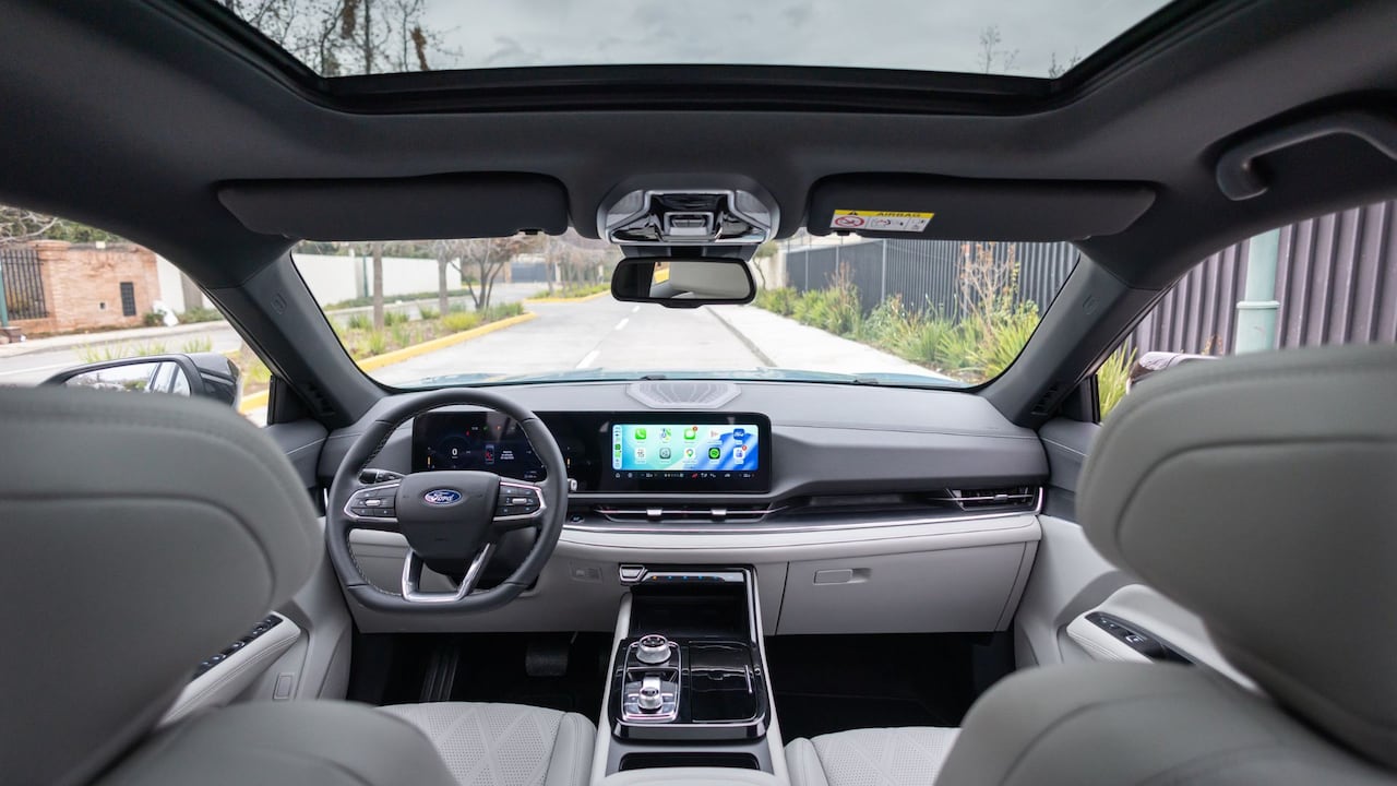 Ford Territory Platinum.