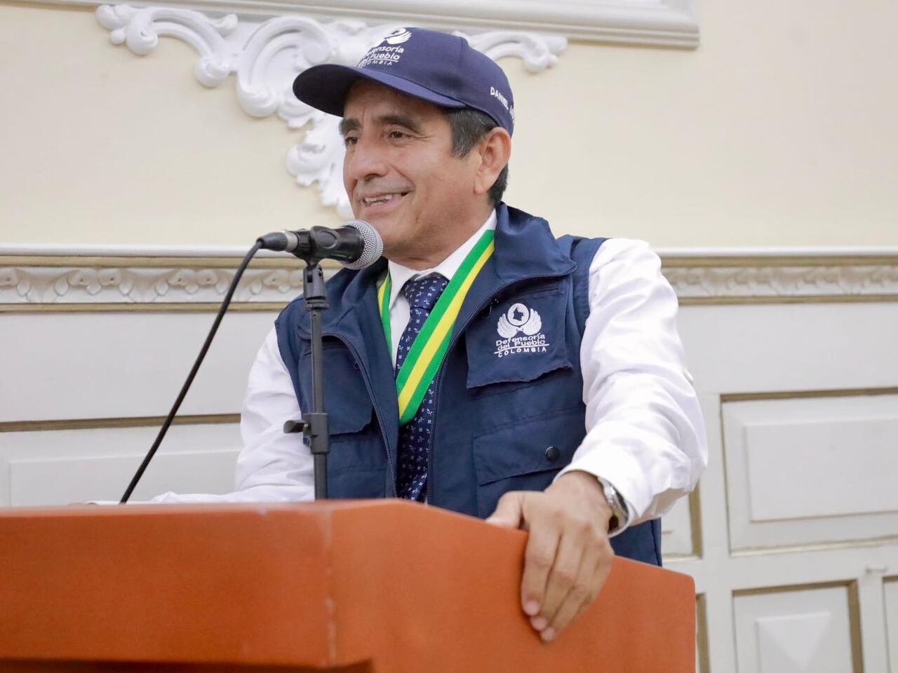 El Defensor del Pueblo del Cauca, Daniel Molano, busca siempre una solución negociada a las diferencias de los diferentes sectores sociales del departamento.