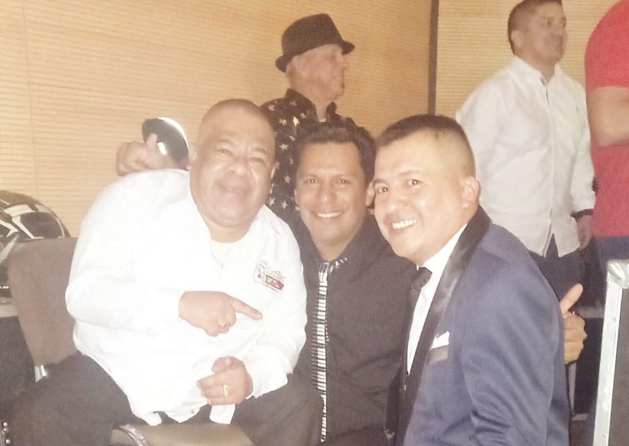 "Hoy con profundo dolor en nuestro corazón queremos despedir a uno de los grandes de la radio payanesas, nuestro director Alex Camilo Arroyo, un legado invaluable, gran persona que con su exigencia formó personas para el mundo de la radio, descansa en paz A nuestro director por siempre de la emisora La Voz, patrimonio de las personas con discapacidad Alex Camilo Arroyo", expresaron los trabajadores de este medio de comunicación.