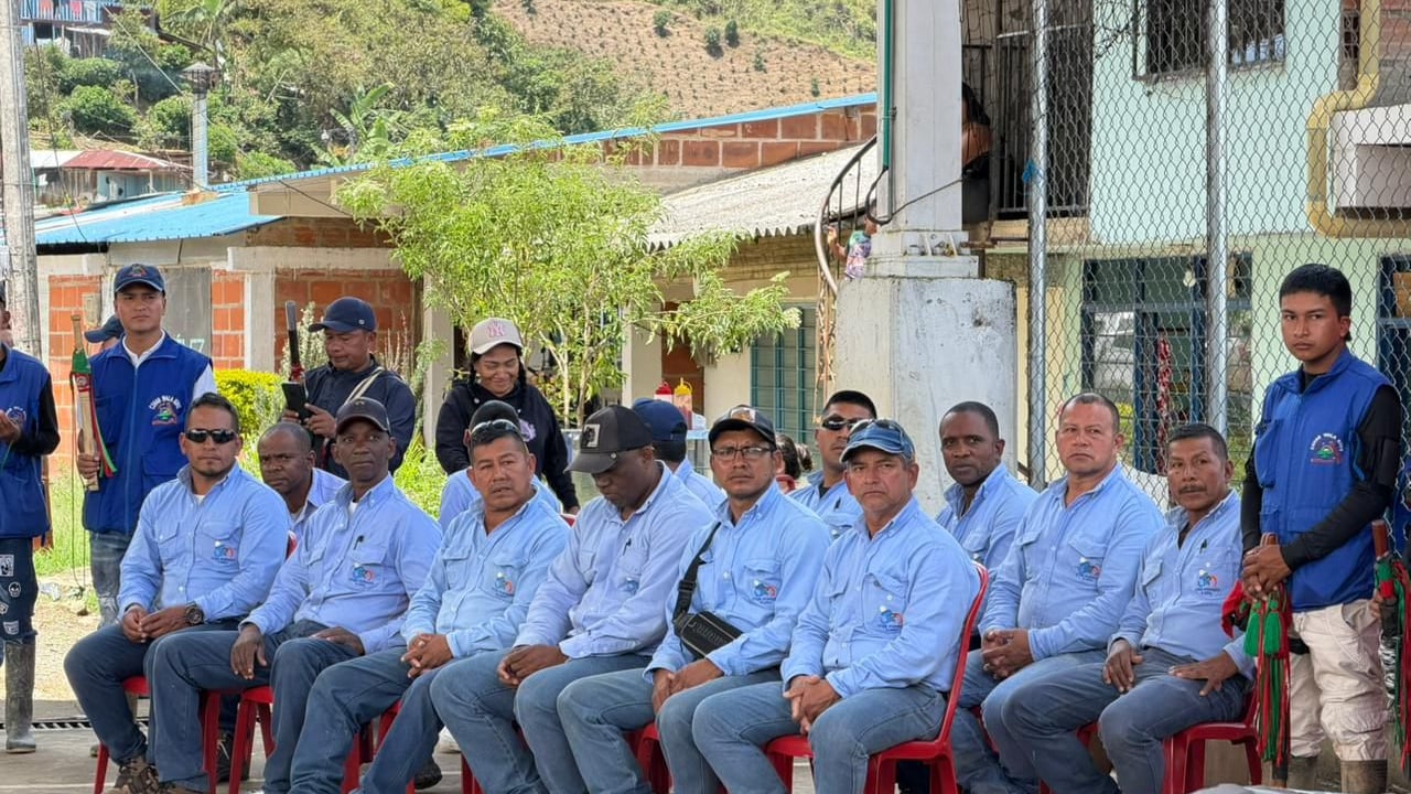 Los trabajadores se encontraban bajo la protección de la Guardia Indígena del Resguardo Indígena Nasa Cerro Tijeras, luego de haber sido rescatados el pasado martes 17 de febrero.