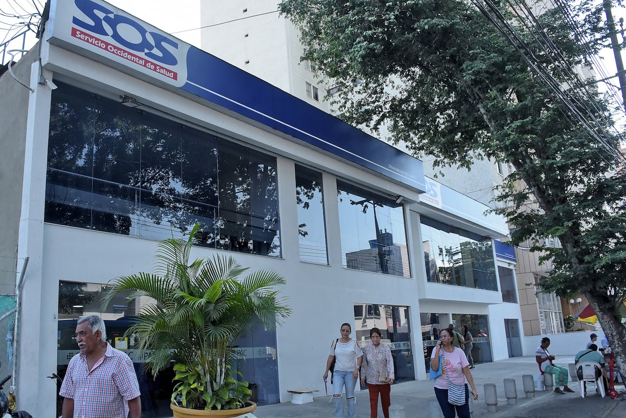 Gobierno interviene EPS SOS