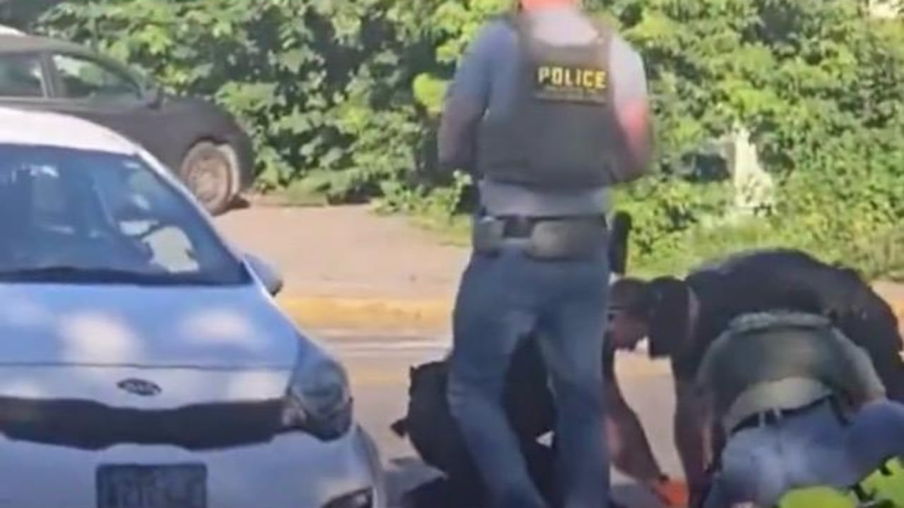 En confusos hechos el ICE asesinan a un ciudadano colombiano.