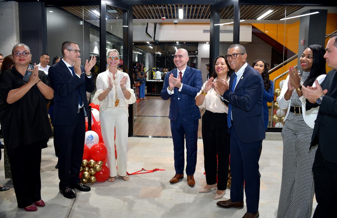 El 28 de julio se llevó a cabo la inauguración del edificio de Tecnologías de la Universidad Santiago de Cali.
