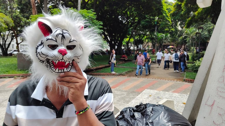 Fanáticos y seguidores de esta tendencia se dieron cita hoy en el parque Versalles.