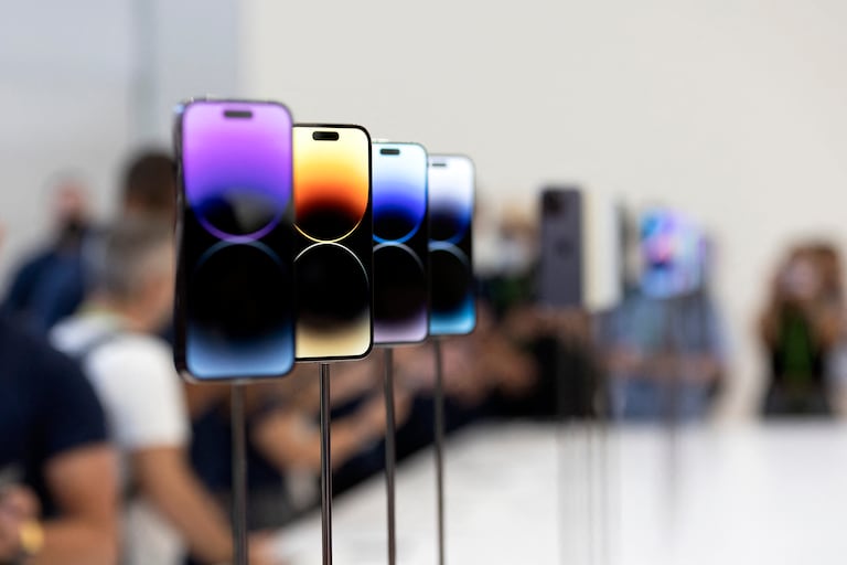 El nuevo iPhone 14 y 14 Plus durante el evento de lanzamiento en Cupertino, Califonia, el 7 de septiembre de 2022