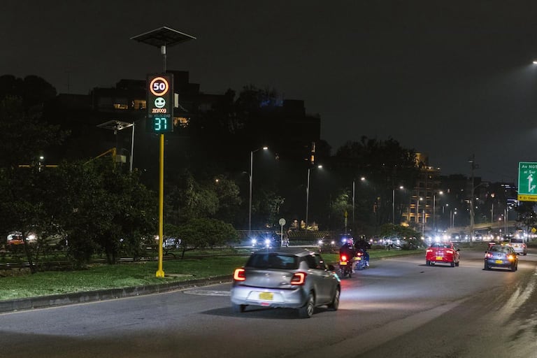 Los nuevos paneles informativos de velocidad están instalados en 11 puntos diferentes de la ciudad.