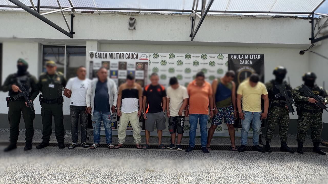 Estos presuntos traficantes fueron capturados en una operación judicial adelantada por la fuerza pública en Popayán.