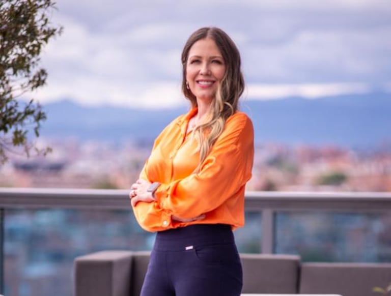 Elizabeth Acuña Ayala, directora Ejecutiva de Acovedi, fue nombrada como miembro del Consejo Asesor Mundial para el sector de la venta
directa.
Foto tomada de Linkedin