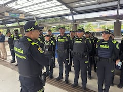 Policía refuerza seguridad en el MÍO: despliegue en ocho terminales y cinco estaciones de Cali